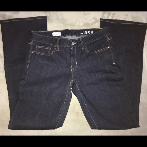 Gap jeans NWOT - Picture 2 of 4